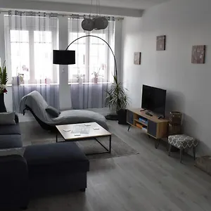 De La Roche - Grande Maison Bretonne Hébergement de vacances Lannilis